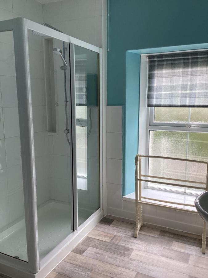 Beautiful Self Catering In Rural Pembrokeshire Appartamento Llanfyrnach Esterno foto